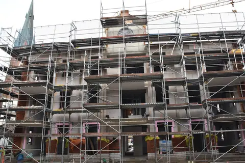 Stadthöfe Teil I: Verblenden – Bild 1